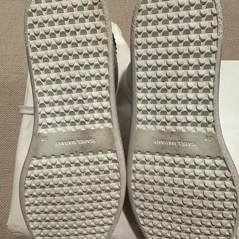 Isabel Marant Silver Metallic & White Leather Sneakers - Picture 2 of 5